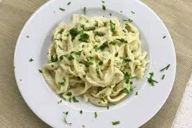 FETTUCİNİ ALFREDO